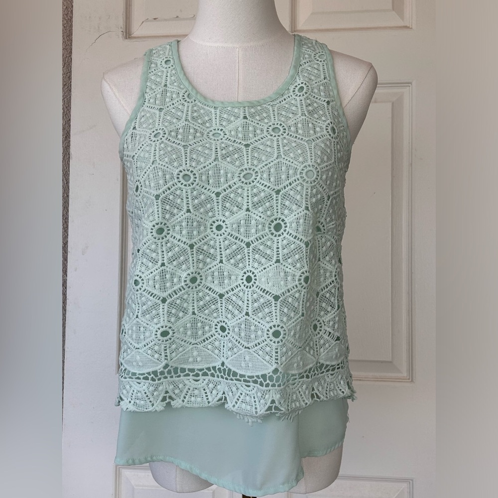Marilyn Monroe Lace Overlay Cropped Tank‎ Lined Seafoam Green Size Medium